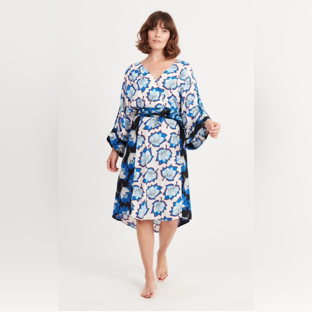Warm Leaf Kimono Printed Midi Waist Tie Blue White Dress Size 0 - Picture 16 of 16
